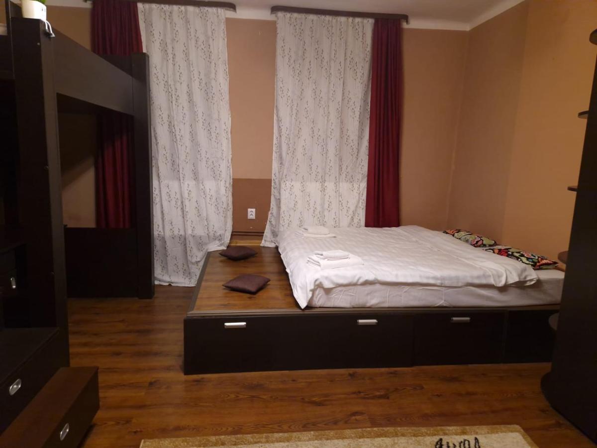 M&A Mario Ultra Central Apartament Lägenhet Braşov Exteriör bild