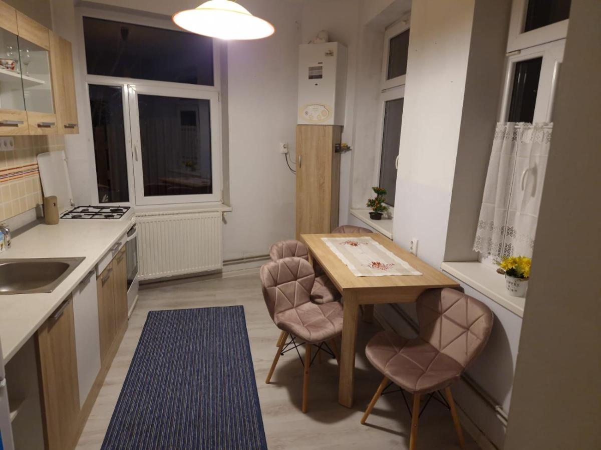 M&A Mario Ultra Central Apartament Lägenhet Braşov Exteriör bild